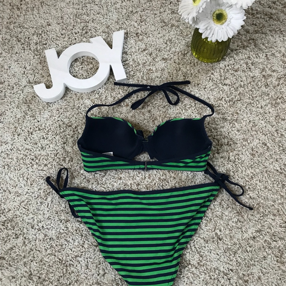 Abercrombie & Fitch Swim suit - Picture 3 of 5